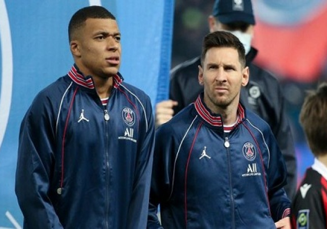 Messi With Mbappe